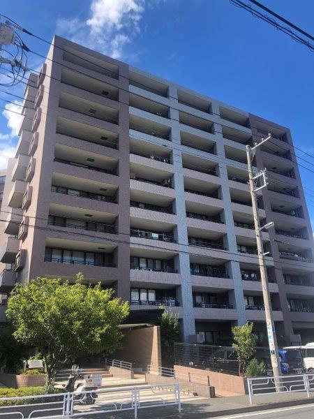 エクセルダイア鶴見ウイング　（鶴見区元宮２丁目）の外観|3LDK+WIC　新規リフォーム物件　新耐震基準　長期修繕計画有　ペット飼育可(細則有)　駅からフラットな道のり　平成13年5月築　3路線3駅利用可　京急本線「鶴見市場」駅徒歩13分　床暖房付き