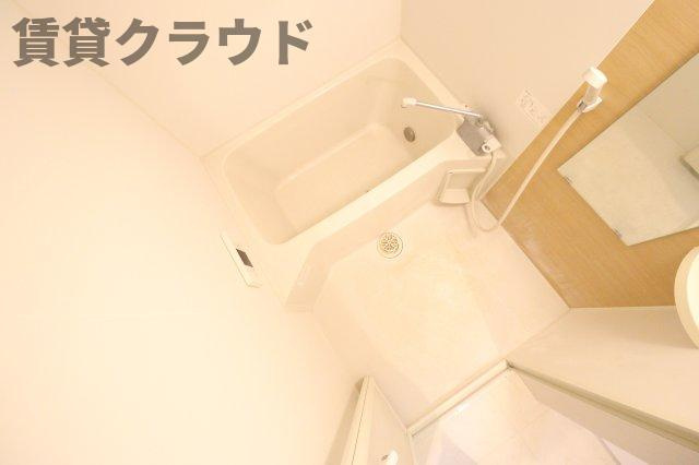 AQUE3の浴室|コンパクトで使いやすいお風呂です