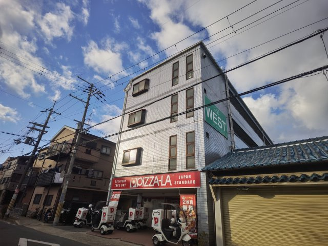 【外観】 | WESTヒルズ神田 | 外観は落ち着いています