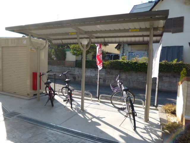 倉敷市笹沖のアパートのその他共用部分|自転車置き場