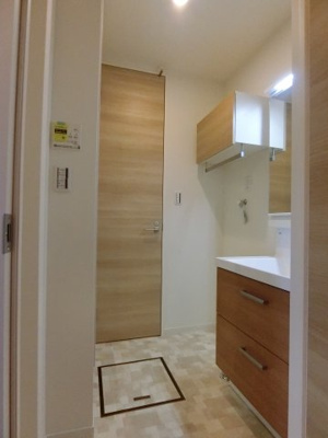 【洗面所】 | リヴィエール