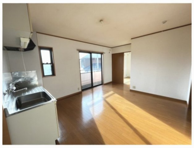 メゾンエクセレンスAの居間・リビング