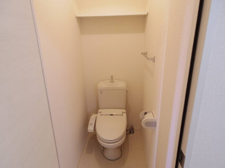 【トイレ】 | The Ritz TAKANO | もちろん温水洗浄暖房便座です