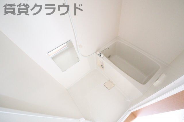 パティオ蘇我の浴室|清潔感あるお風呂だと、一日の疲れも飛んでいきそうですね！