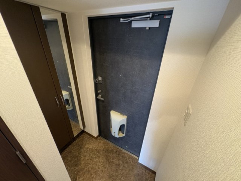 インタービレッジ土山二番館の玄関