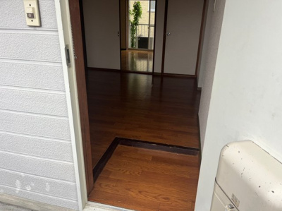 【玄関】 | クラウンハイツ彦根2 | 玄関です