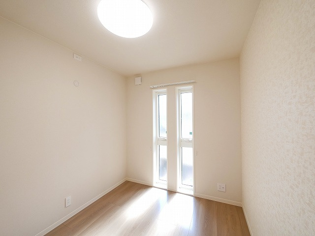 シャーメゾン　杉ケ町の洋室|きれいな洋室です