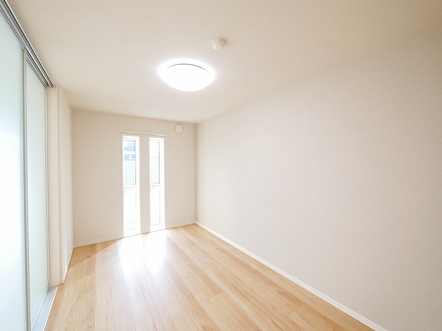 シャーメゾン　杉ケ町の洋室|使い勝手のいい洋室です