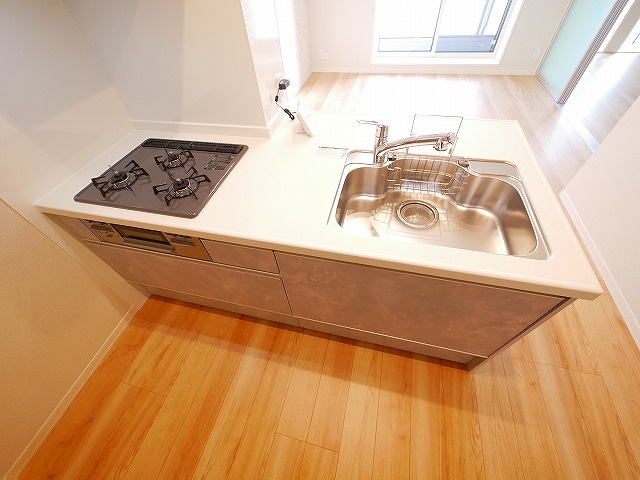 シャーメゾン　杉ケ町のキッチン|コンパクトなキッチンで掃除もラクラク