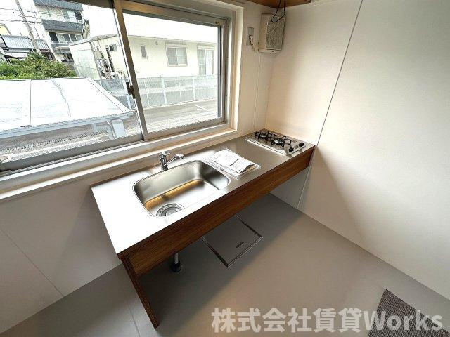 ハコニスアパートメントAのキッチン|使いやすいキッチンです