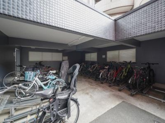【その他共用部分】 | 駐輪場です