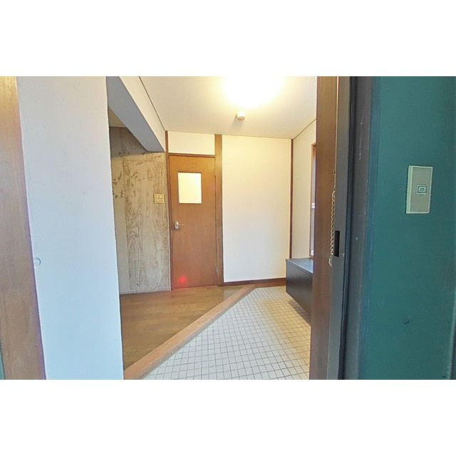 コーポＦＵＫＵＳＩＭＡの玄関