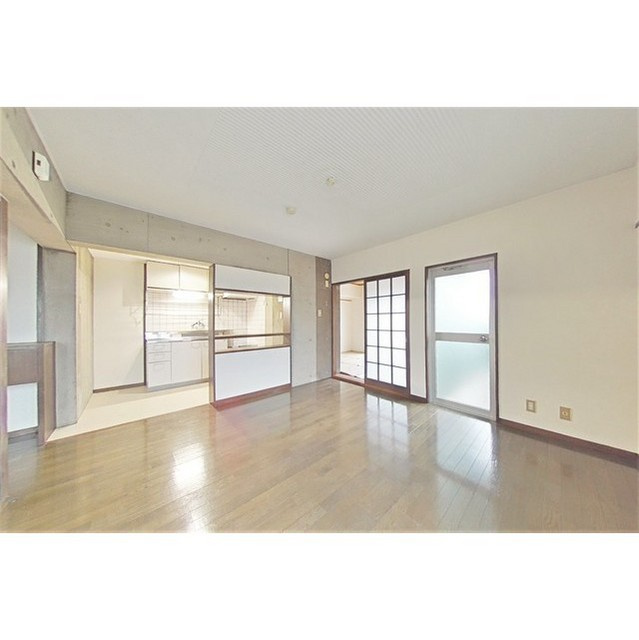 コーポＦＵＫＵＳＩＭＡの居間・リビング