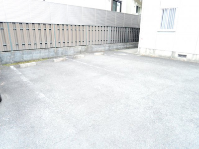 【駐車場】 | コートエスペランサ