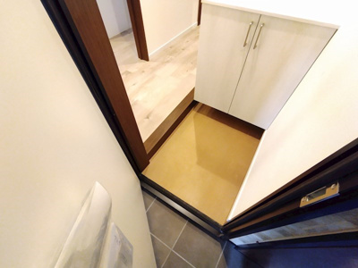 【玄関】 | Brave Base戸畑 | ◆初期費用最安値コミット！「もっとお得に賃貸」を叶えます♪
◆見積もりのセカンドオピニオンも開催中♪検討中の物件もお気軽に相談下さい。
※既にお申込み済みの場合はご遠慮下さい。
