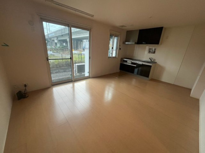 【居間・リビング】 | ヴェルコート　B棟