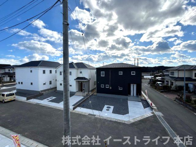 勿来町酒井第2の展望|1号棟のインナーバルコニーからの眺望です。