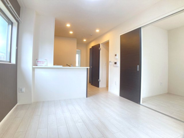 トリコロールⅡの居間・リビング