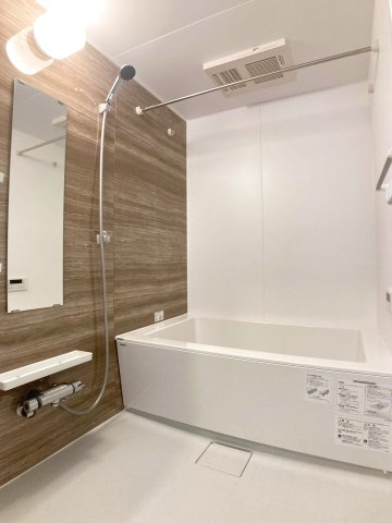 トリコロールⅡの浴室