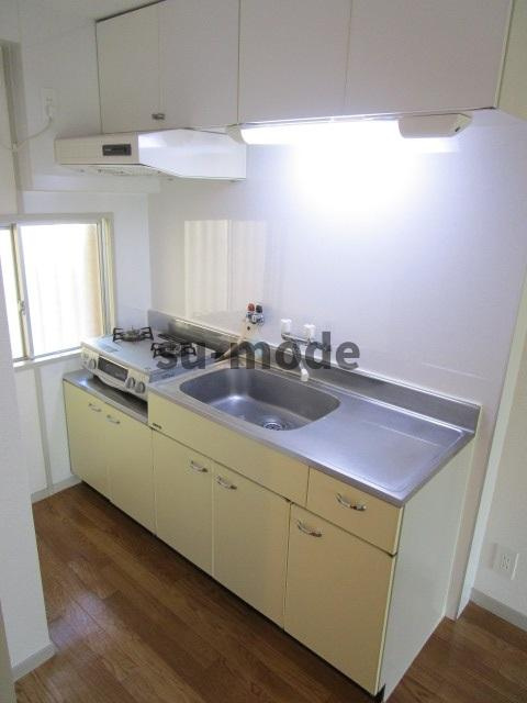 三吉マンションのキッチン