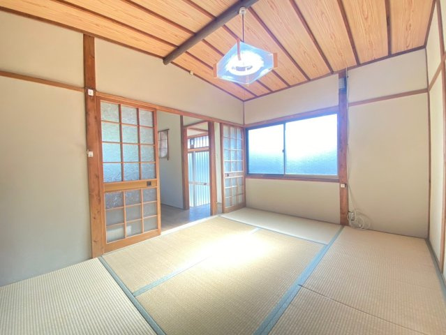 井道貸家の寝室