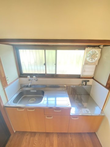 井道貸家の洗面所