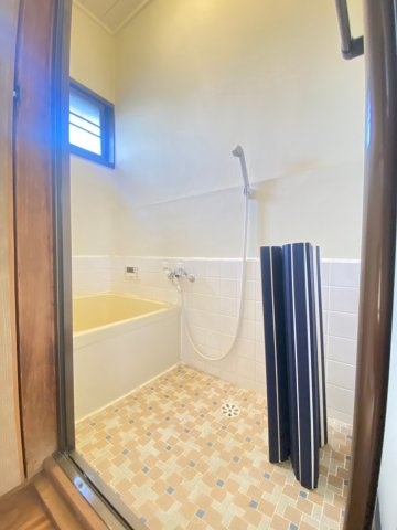 井道貸家の浴室