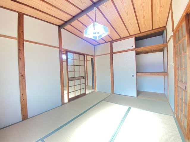 井道貸家の寝室