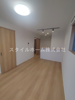 【居間・リビング】 | グリーンハイツM | 別部屋写真です。