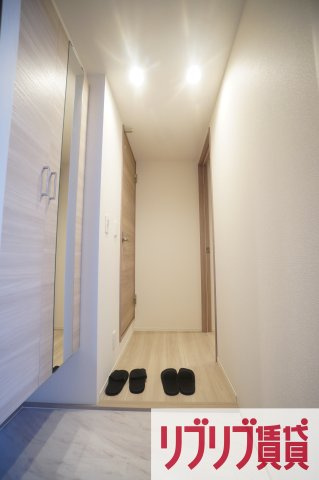 D-room弁天３丁目　A棟の玄関