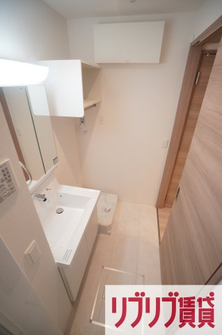D-room弁天３丁目　A棟の洗面所