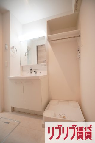 D-room弁天３丁目　A棟の洗面所