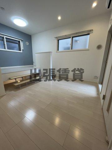 仲介手数料0円！セブンシーズン栄生の居間・リビング