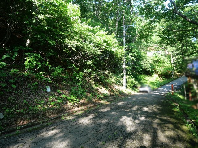 ニューパークひるが野⑦の前面道路含む現地写真