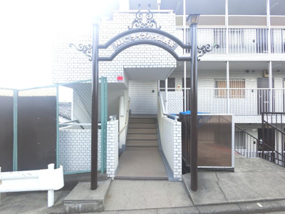 【エントランス】 | NICライブハイム西谷 | エントランス部分です。