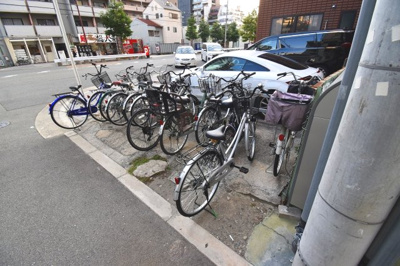 【その他共用部分】 | スタシオン梅田イースト | 駐輪場