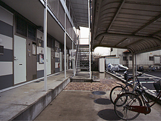 【外観】 | ブルームフィールド | 駐輪スペース