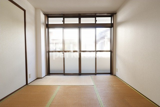 メゾン・ド・ケイの和室|趣のある和室です