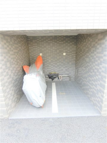 ルーブル東蒲田七番館のその他共用部分|バイク置き場