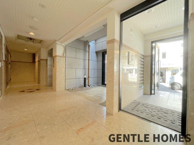 東栄ビバシティ諏訪神社通りのエントランス