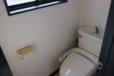 【トイレ】 | 松村ビル | 清潔感のあるトイレです