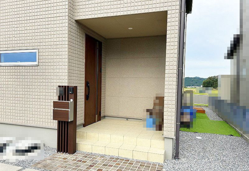 近江八幡市浅小井町　中古戸建