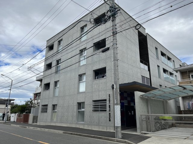 SPACE CUBE HONJIN
