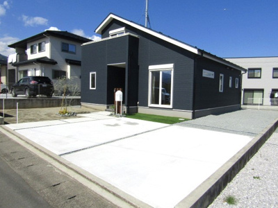 【駐車場】 | 【Z空調の家】　南アルプス市山寺2号棟 | 駐車場があります