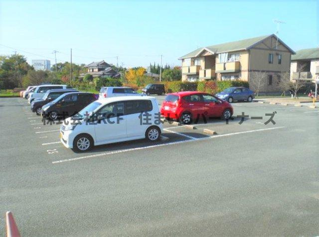 フィールドリバーIIの駐車場