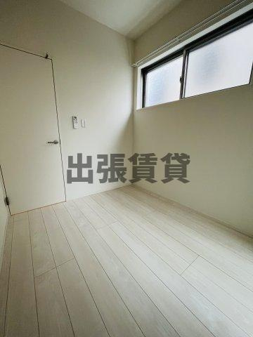 仲介手数料0円！ハーモニーテラス平安通の居間・リビング