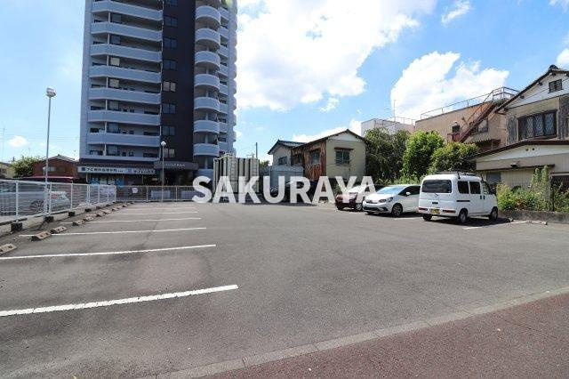 ラフェスタ足利大町の駐車場