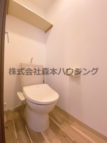 【トイレ】 | 　メゾンバニNo.3 | 落ち着いた色調のトイレです