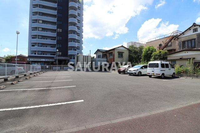 ラフェスタ足利大町の駐車場