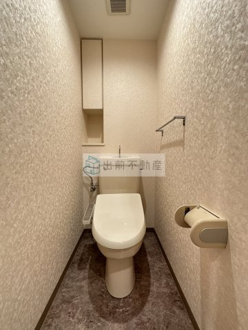 板橋区板橋２丁目の賃貸マンションのトイレ